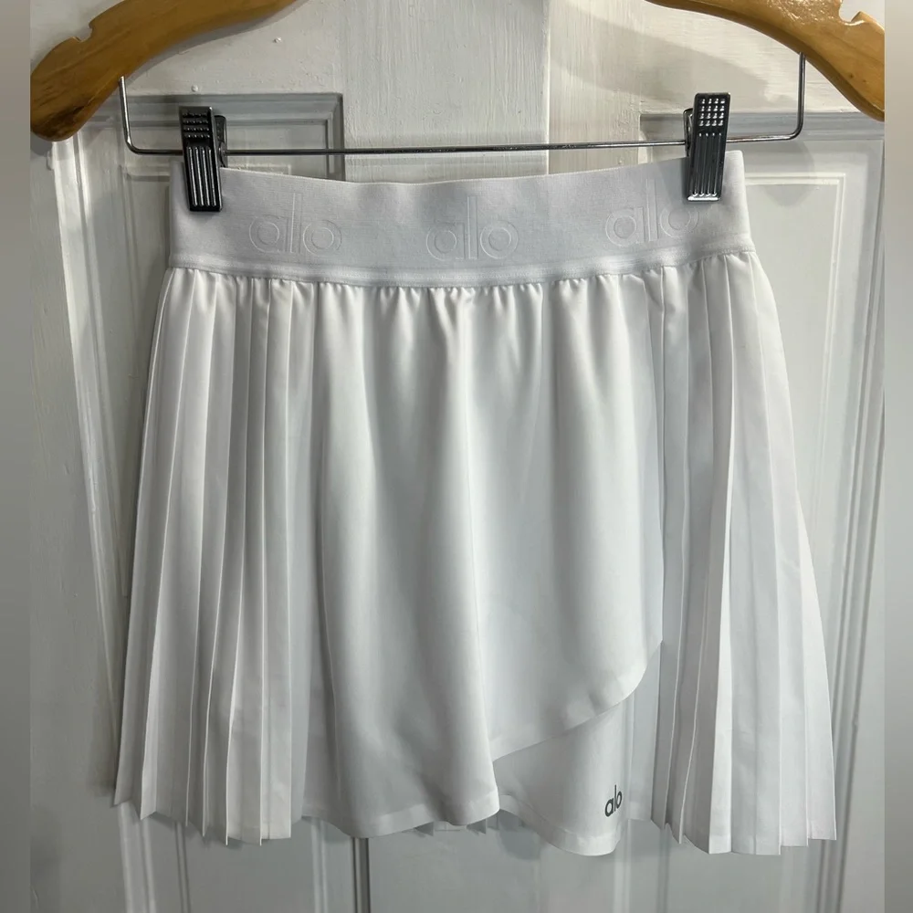 🆕Alo🎱 Aces Tennis Skirt Core: White Sz XXS